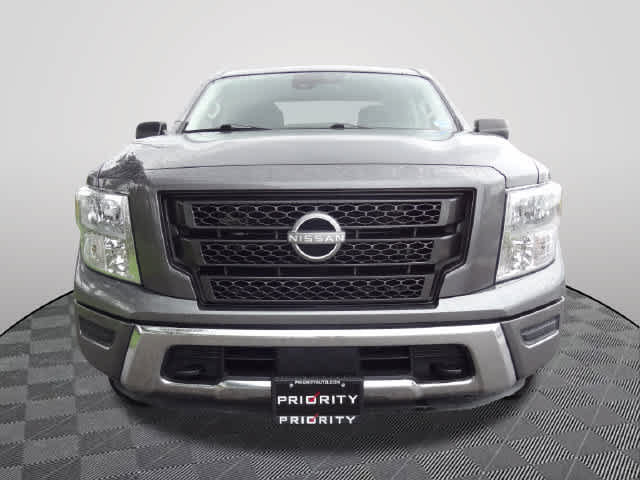 Used 2023 Nissan Titan SV AWD/4WD image 5