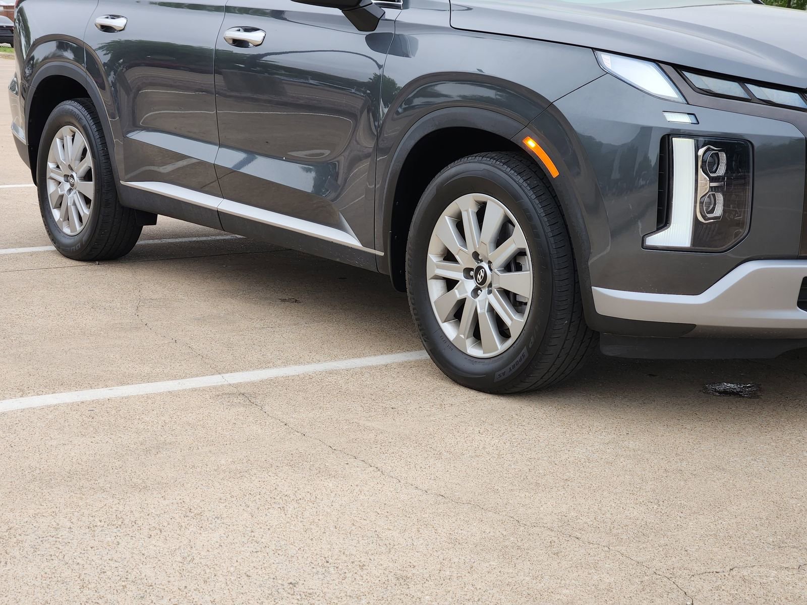 Used 2023 Hyundai Palisade SEL image 11