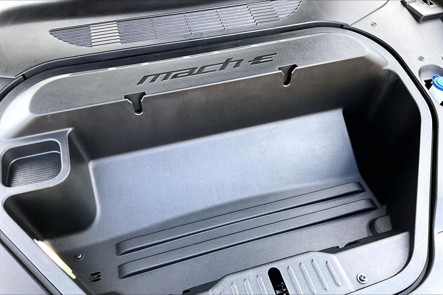 Used 2025 Ford Mustang Mach-E GT AWD/4WD image 32