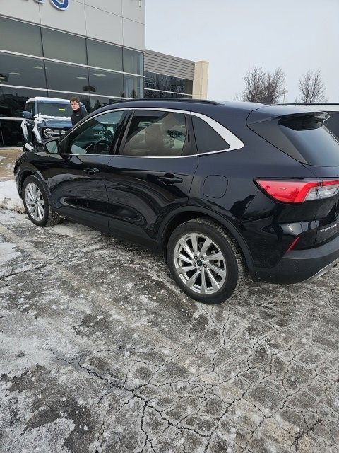 Used 2021 Ford Escape Titanium w/ Titanium Elite Package image 2