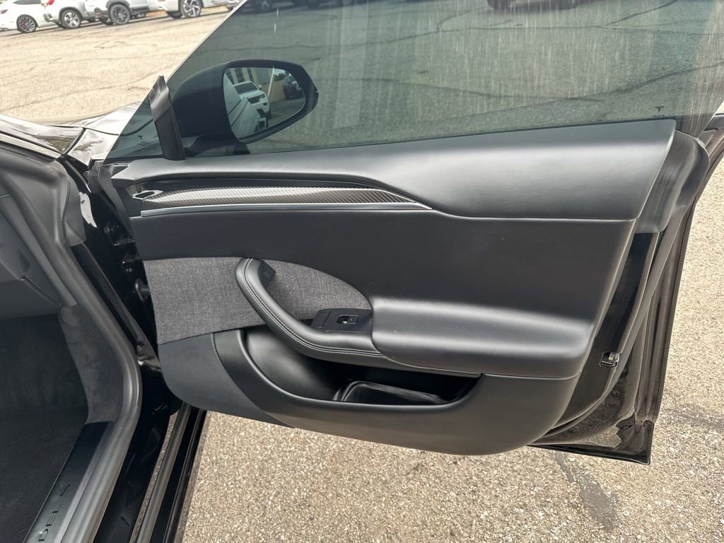 Used 2021 Tesla Model S Plaid image 23