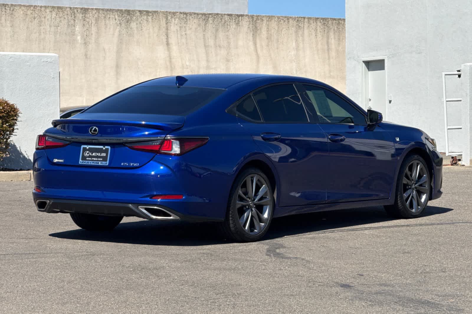 Used 2019 Lexus ES 350 F Sport w/ Accessory Package FWD image 2