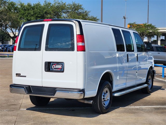 Used 2024 Chevrolet Express 2500 w/ Driver Convenience Package image 7