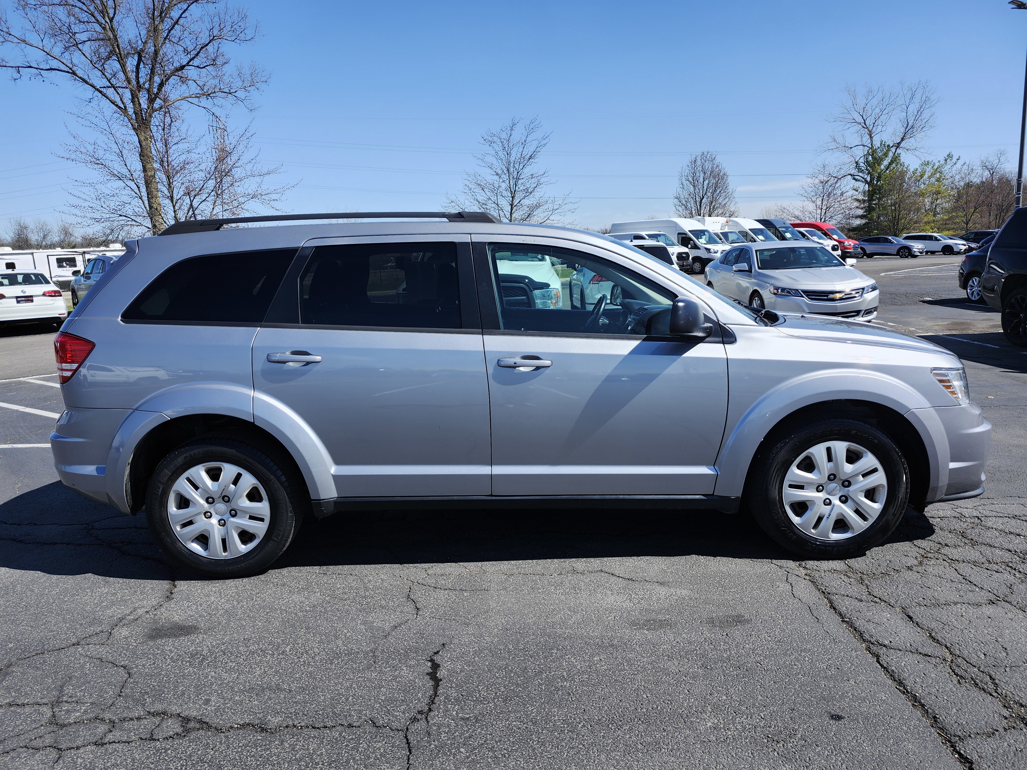 Used 2018 Dodge Journey SE w/ Connectivity Group image 17