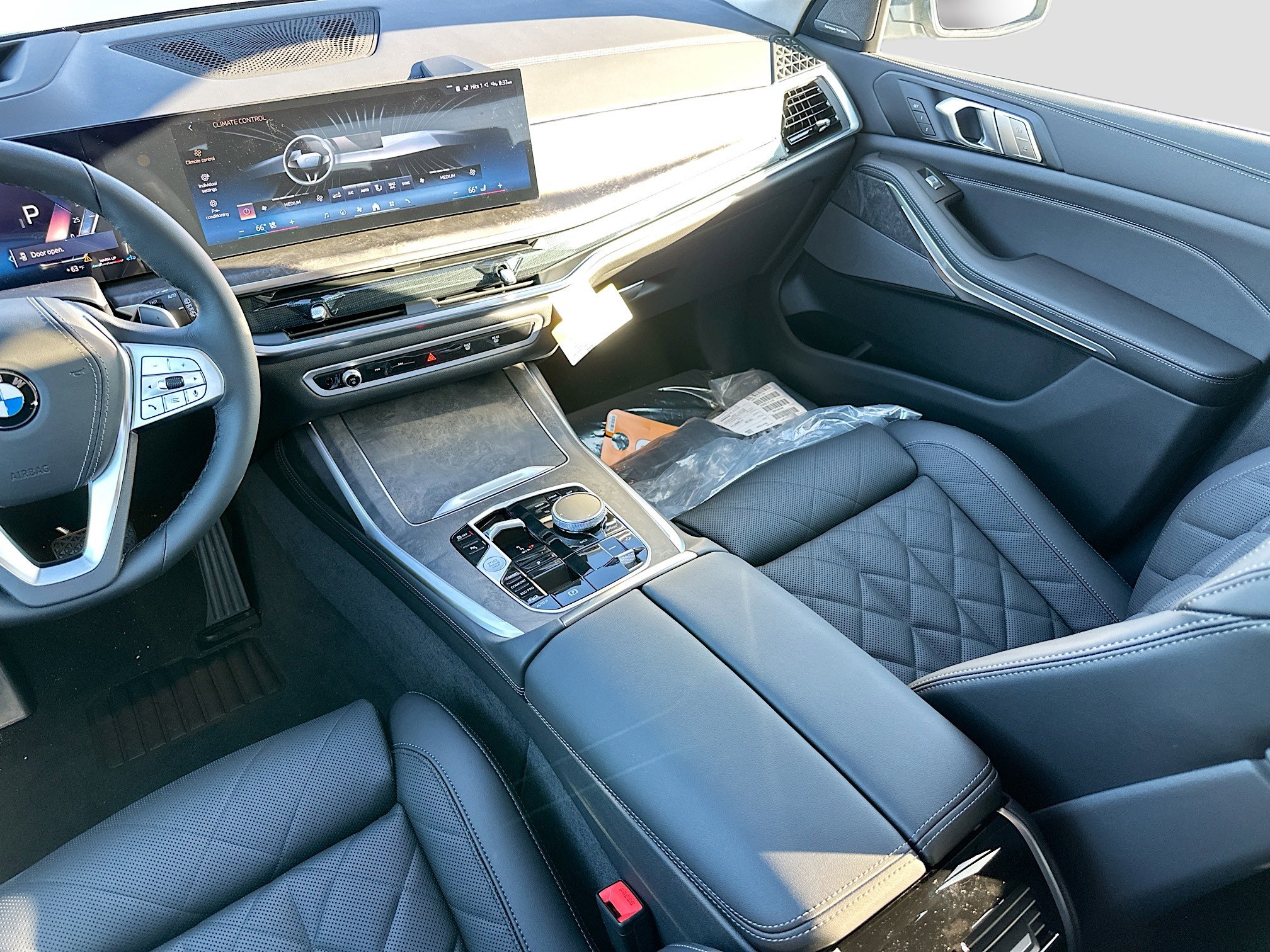 New 2026 BMW X7 xDrive40i w/ Premium Package image 18