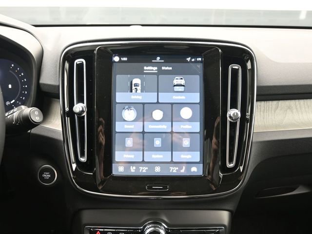 New 2026 Volvo XC40 B5 Plus w/ Protection Package Premier image 15