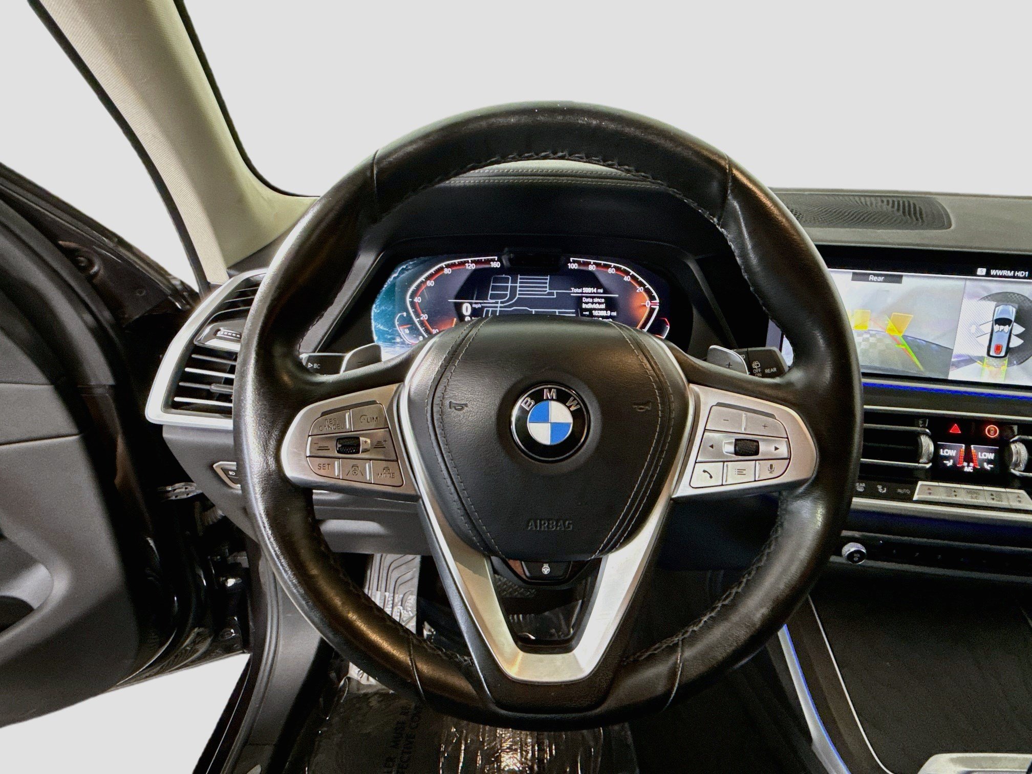 Used 2022 BMW X7 xDrive40i w/ Executive Package AWD/4WD image 13