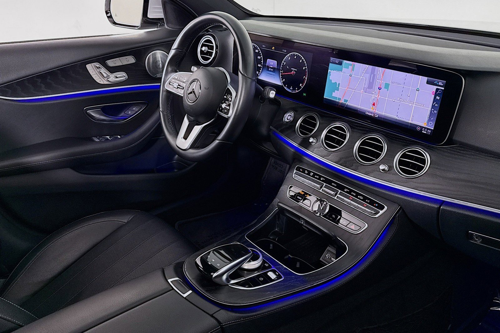 Certified 2020 Mercedes-Benz E 350 Sedan w/ Premium Package image 16