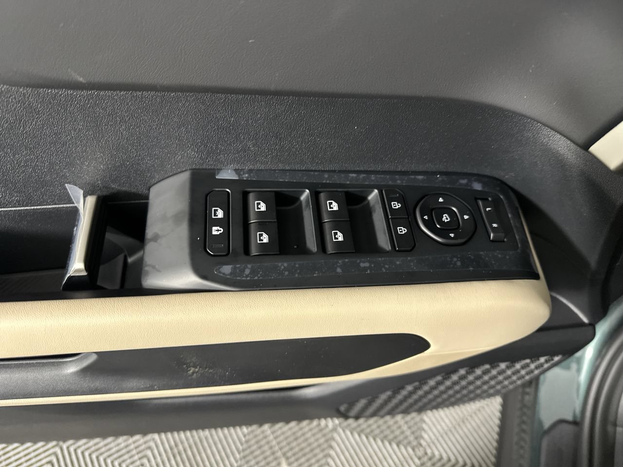 New 2027 Kia Telluride EX FWD image 3