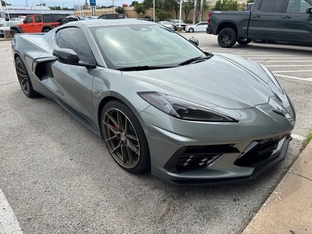 Used 2024 Chevrolet Corvette Stingray Coupe w/ 1LT RWD video 1