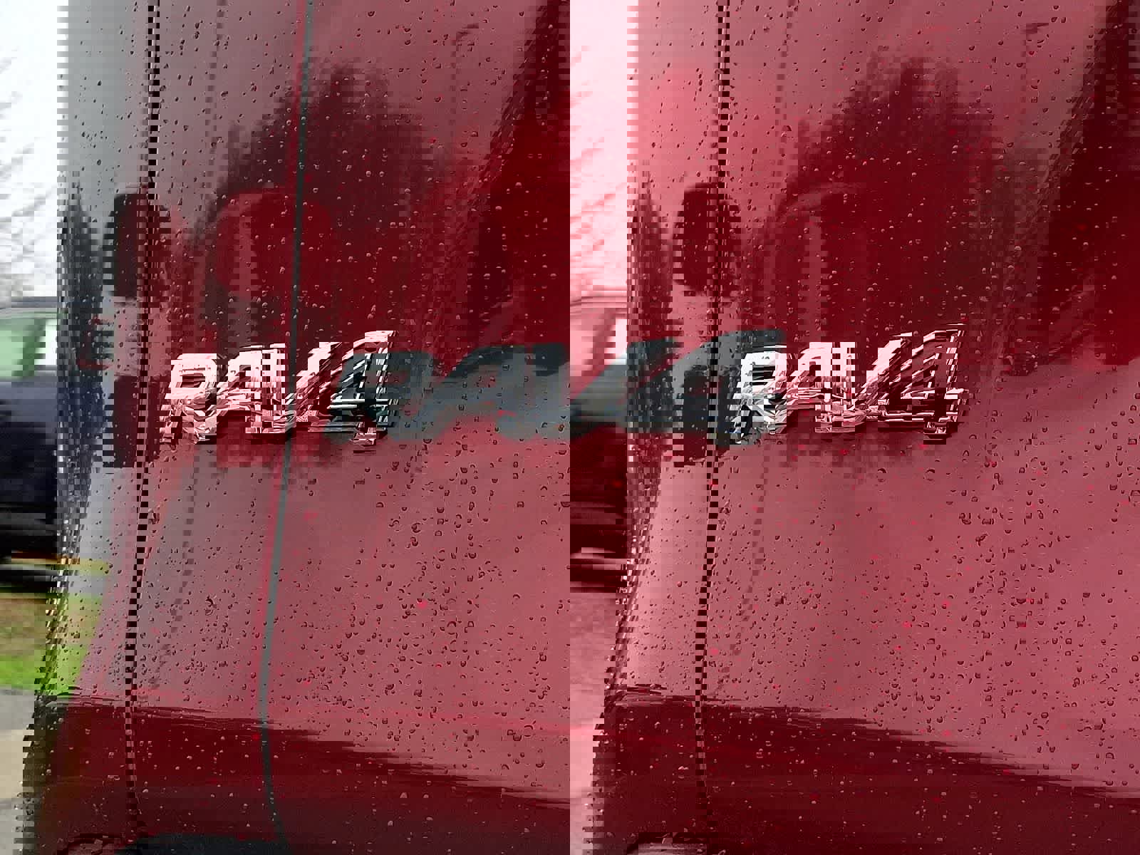 Certified 2022 Toyota RAV4 LE image 32