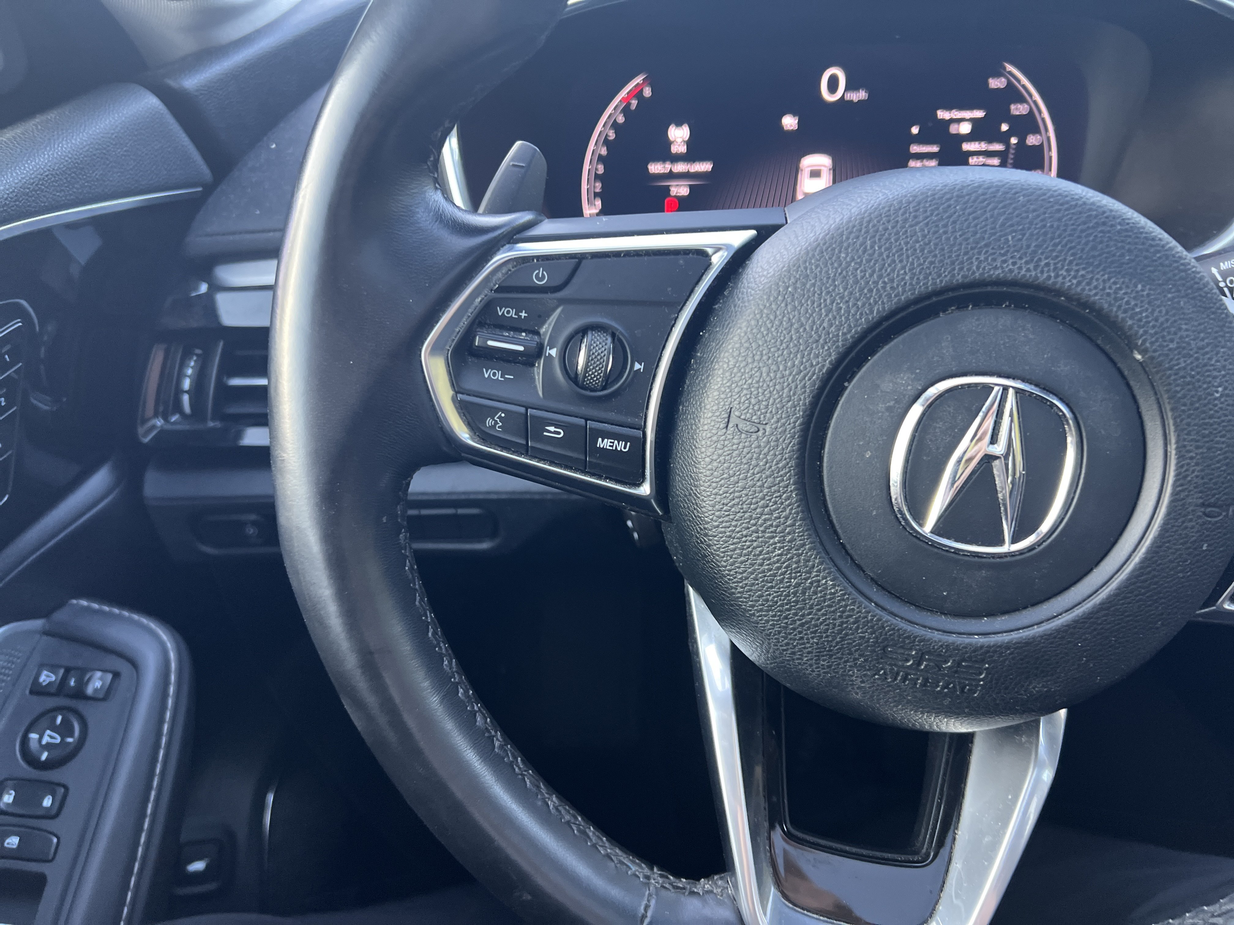 Used 2025 Acura MDX w/ Technology Package FWD image 16