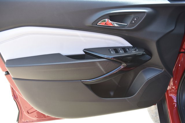 New 2026 Chevrolet Trax LT w/ Sunroof Package FWD image 12