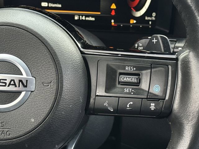 Used 2021 Nissan Rogue Platinum image 14