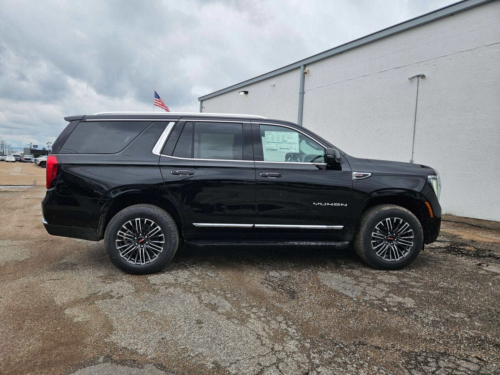 New 2026 GMC Yukon Elevation AWD/4WD image 7