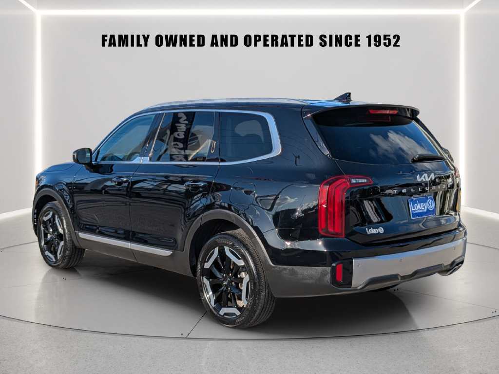 Used 2025 Kia Telluride S FWD image 4
