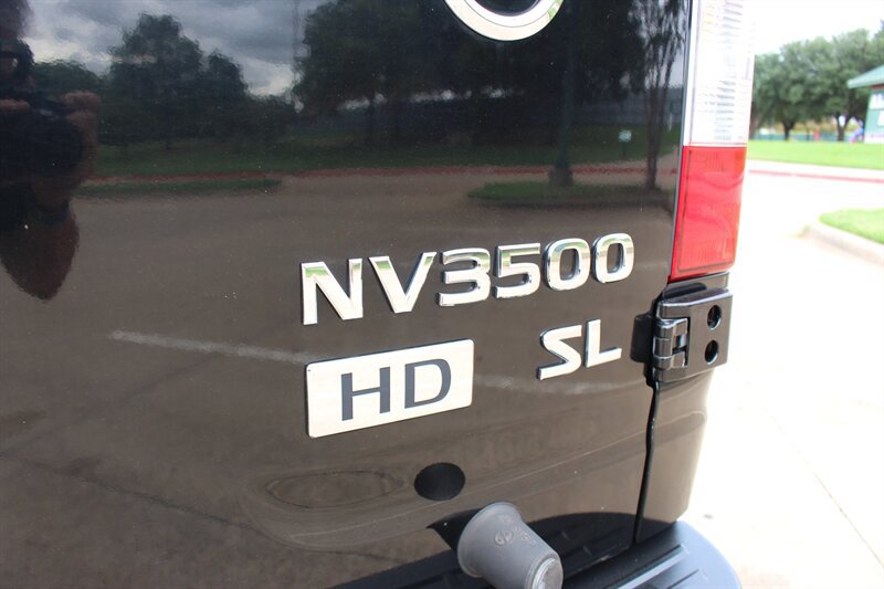 Used 2015 Nissan NV 3500 SL w/ Technology Package RWD image 8