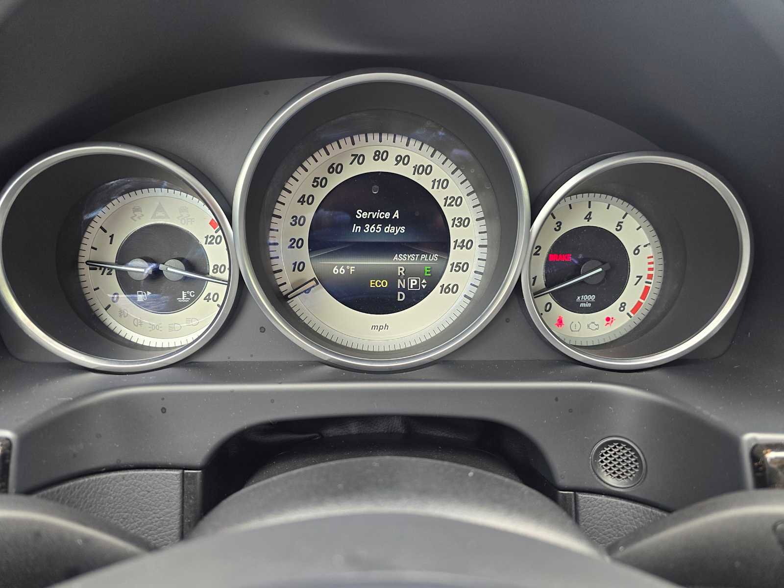 Used 2014 Mercedes-Benz E 350 Sedan image 27