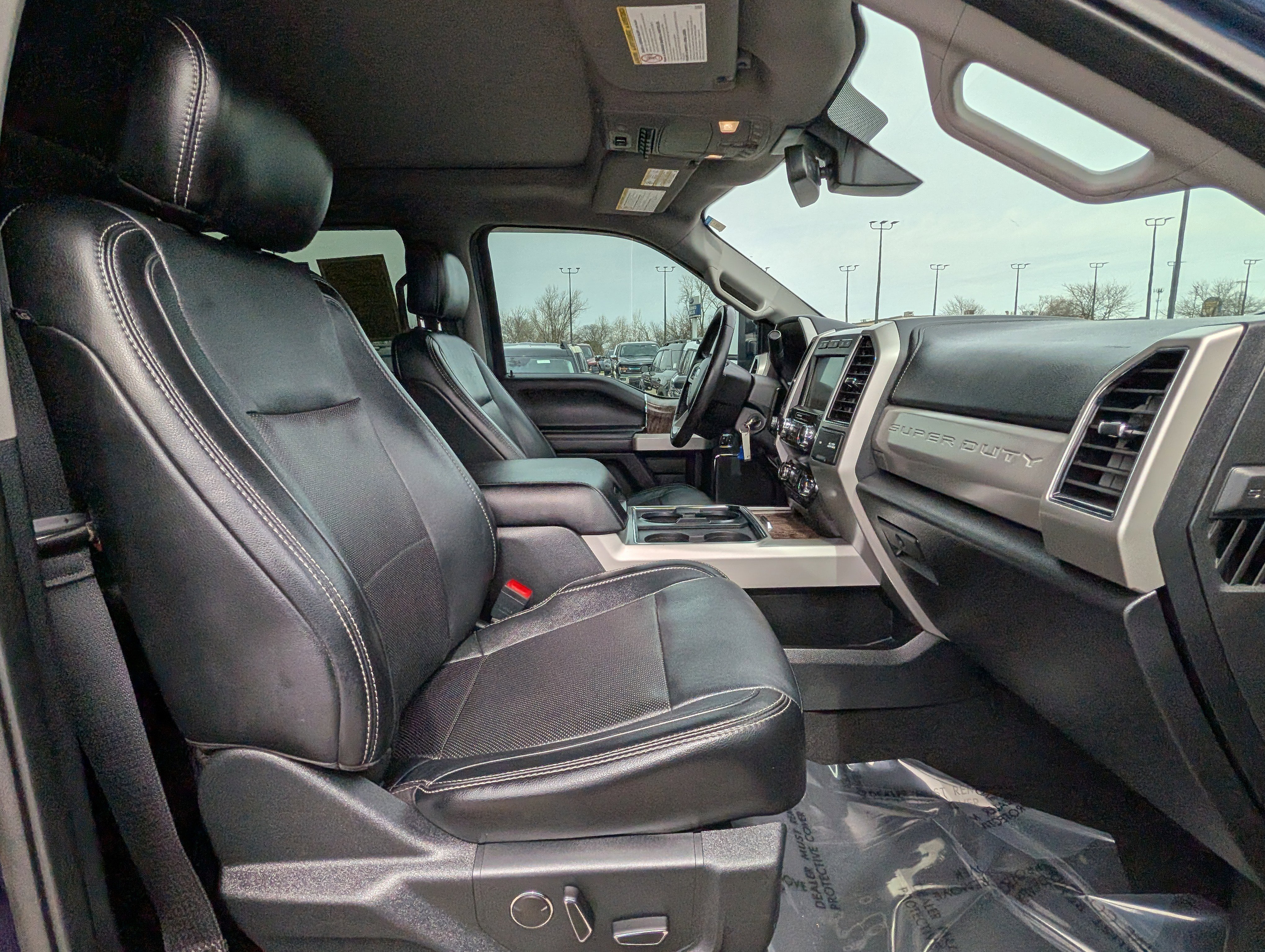 Used 2019 Ford F250 Lariat image 13