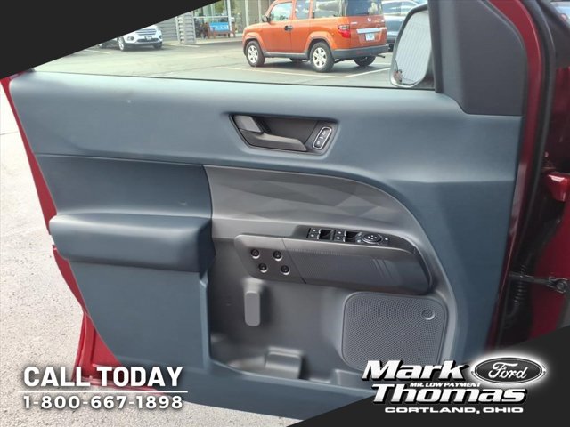 New 2025 Ford Maverick XLT w/ XLT Luxury Package image 8