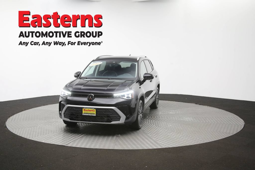 Used 2025 Volkswagen Taos SE FWD image 53
