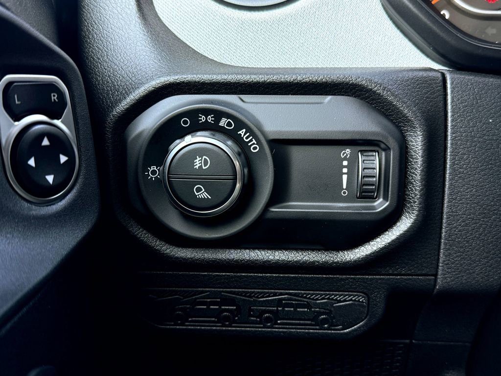 New 2026 Jeep Gladiator Sport image 14