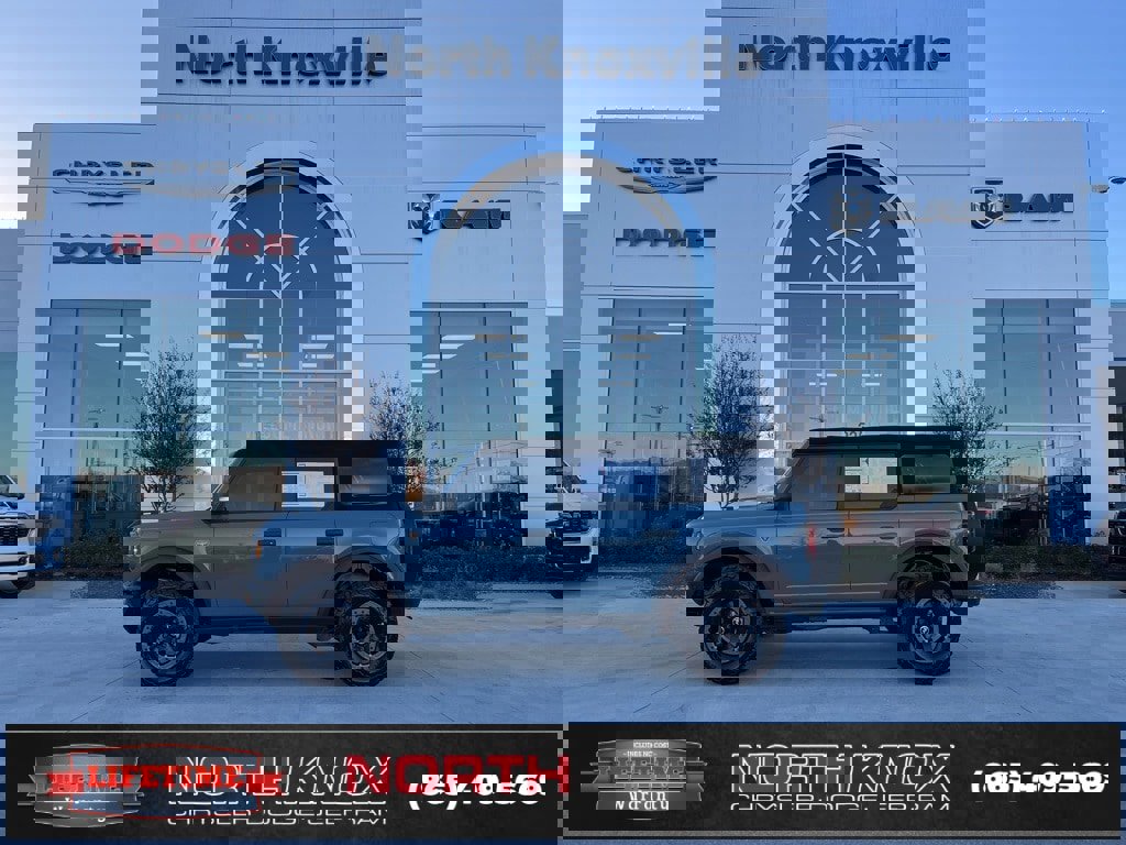 Used 2021 Ford Bronco Badlands image 2