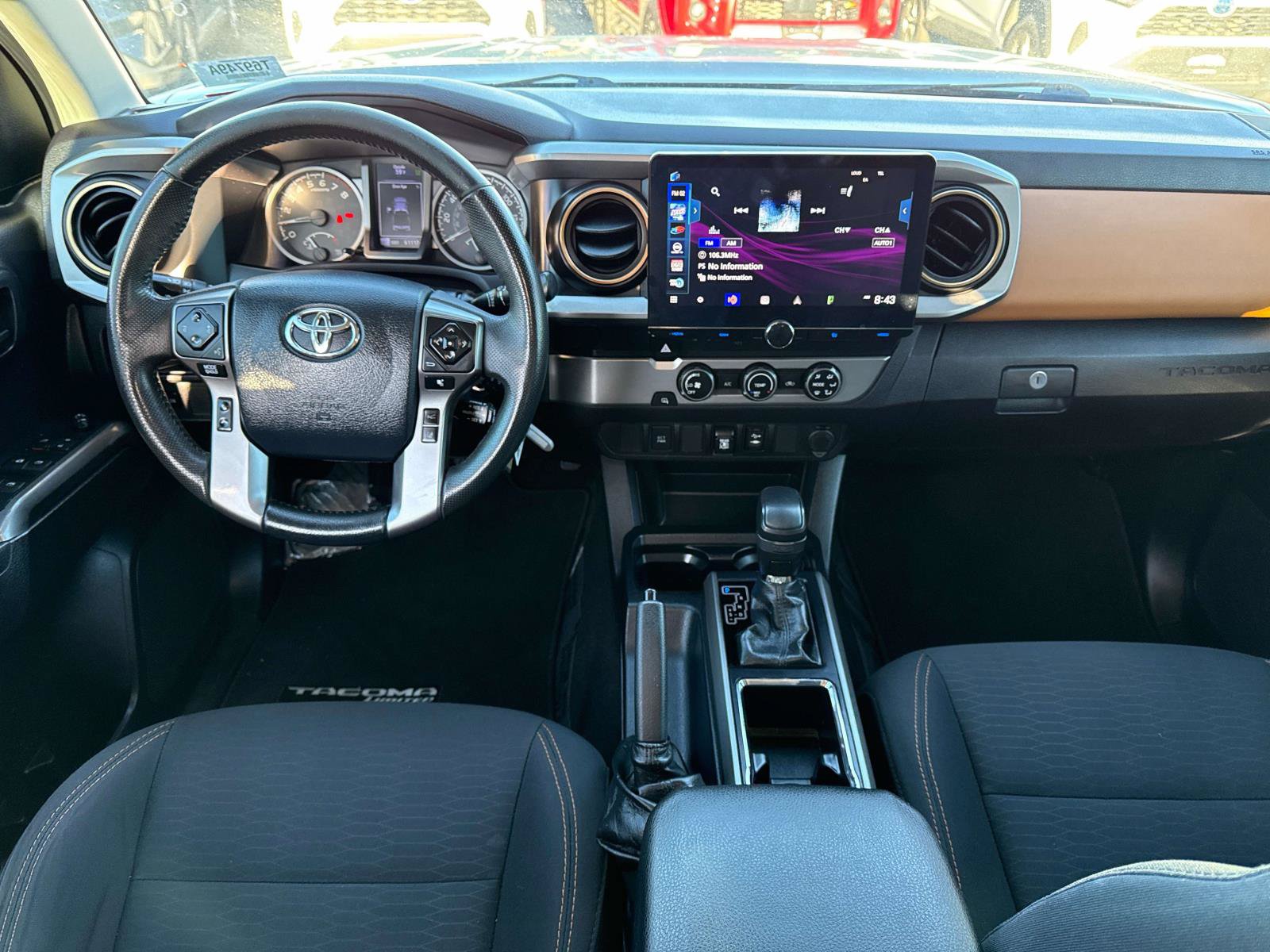 Used 2019 Toyota Tacoma SR5 RWD image 15
