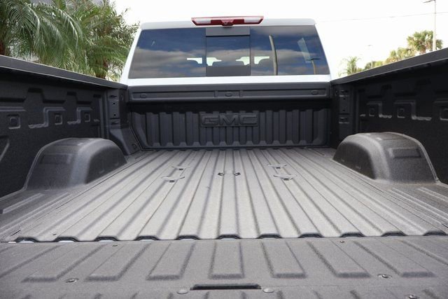 New 2026 GMC Sierra 2500 AT4 w/ AT4 Premium Plus Package image 18