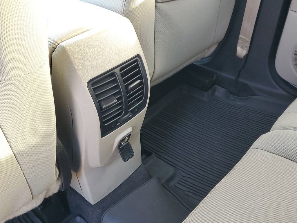 Used 2018 Ford Escape SE image 12