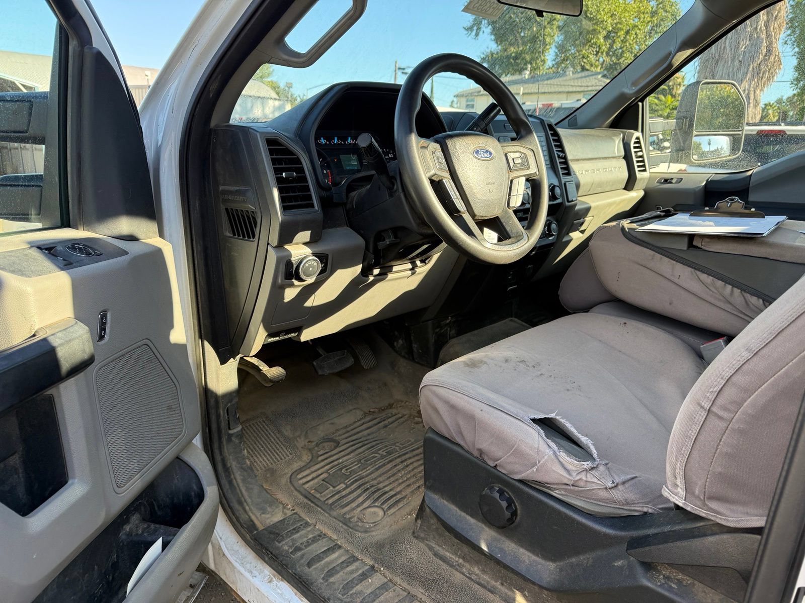 Used 2017 Ford F250 XL w/ Power Equipment Group AWD/4WD image 5