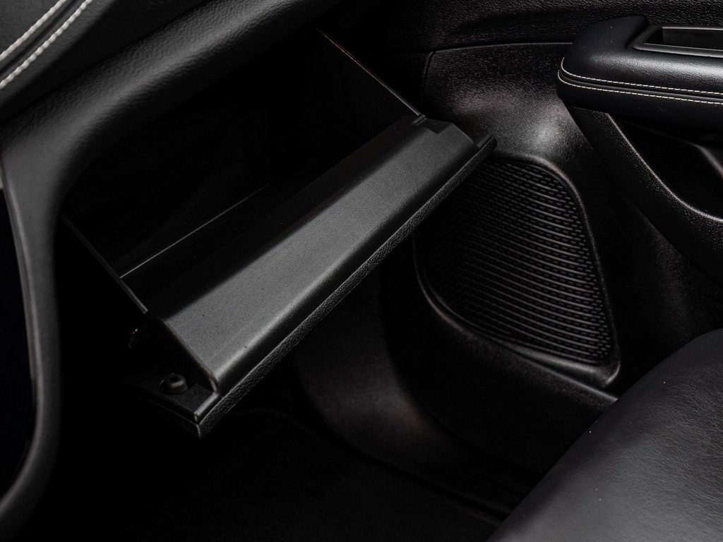 Used 2023 Chrysler Pacifica Touring-L w/ S Appearance Package image 17