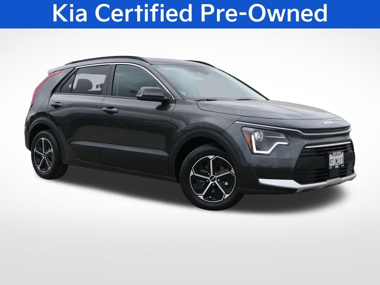Certified 2025 Kia Niro EX image 1