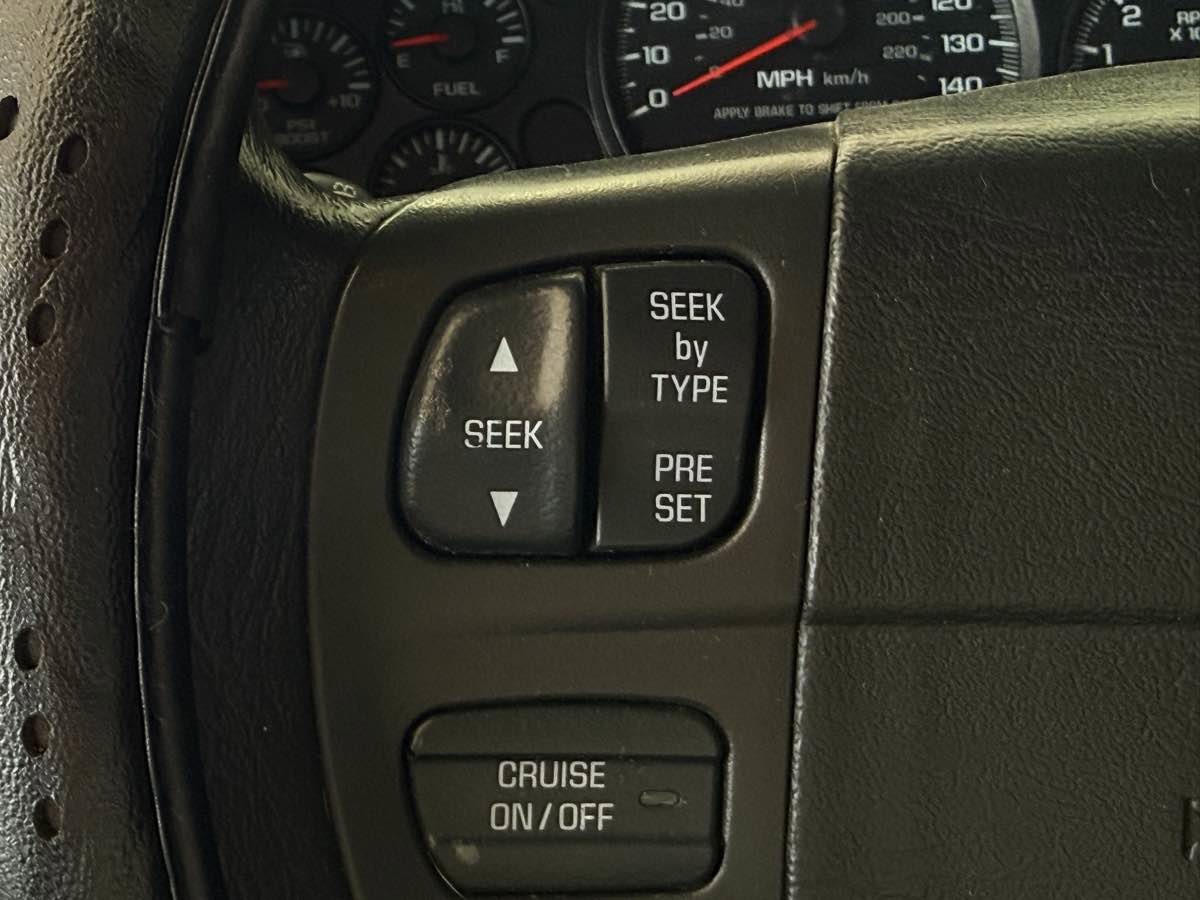 Used 2004 Chevrolet Monte Carlo SS w/ Preferred Equipment Group FWD image 40