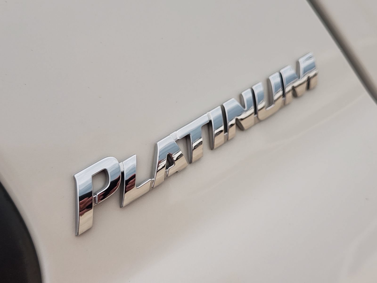Used 2016 Toyota Sequoia Platinum RWD image 26