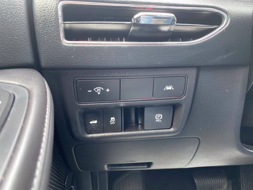 Certified 2023 Hyundai Sonata Limited FWD image 23