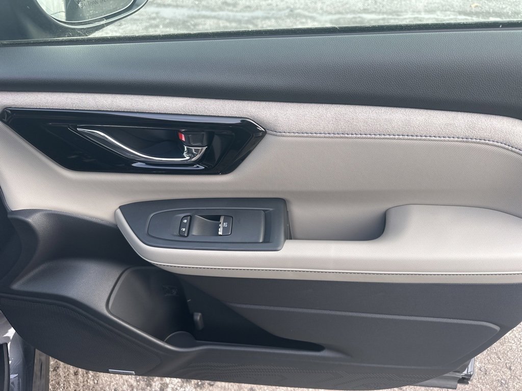 New 2025 Subaru Forester Limited image 8