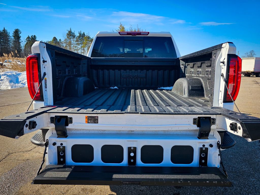 New 2026 GMC Sierra 1500 AT4 w/ AT4 Premium Package image 5
