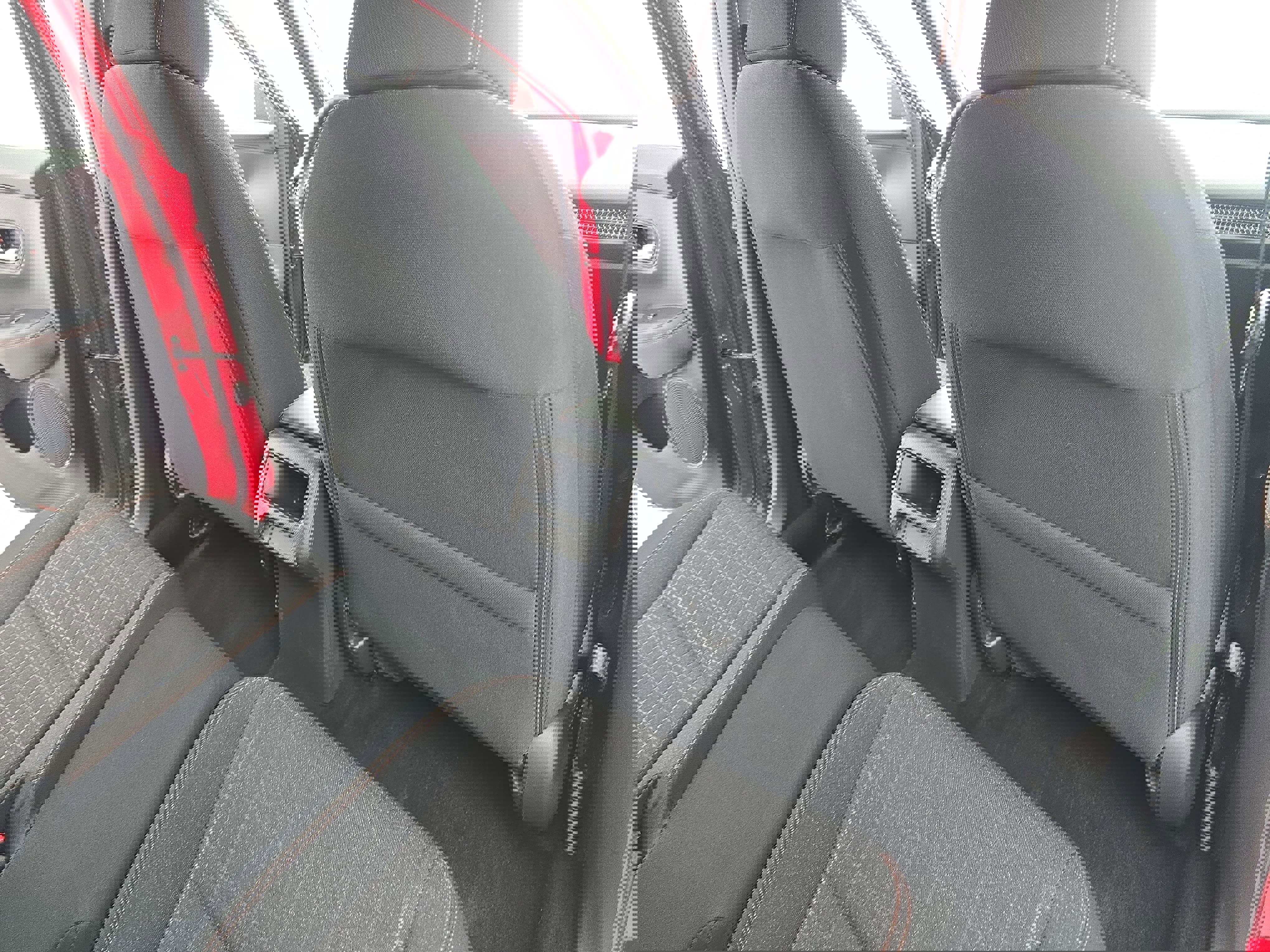 Certified 2025 Honda HR-V Sport image 11