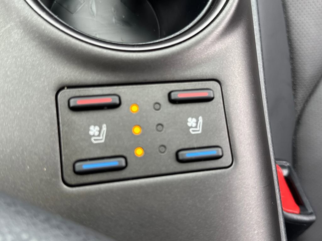 Used 2023 Toyota Camry XSE image 24