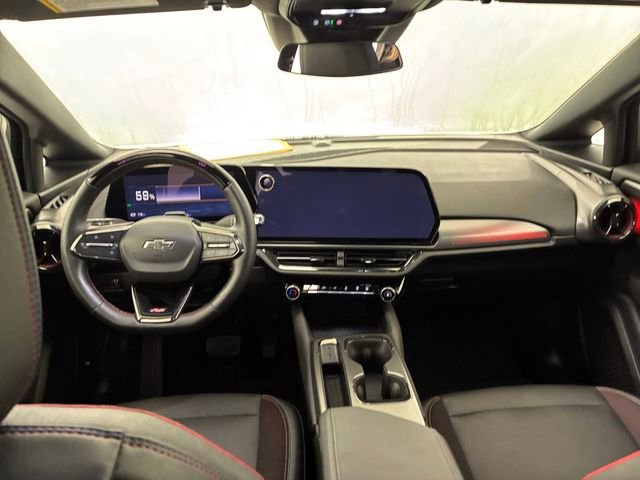Used 2024 Chevrolet Equinox EV RS image 20