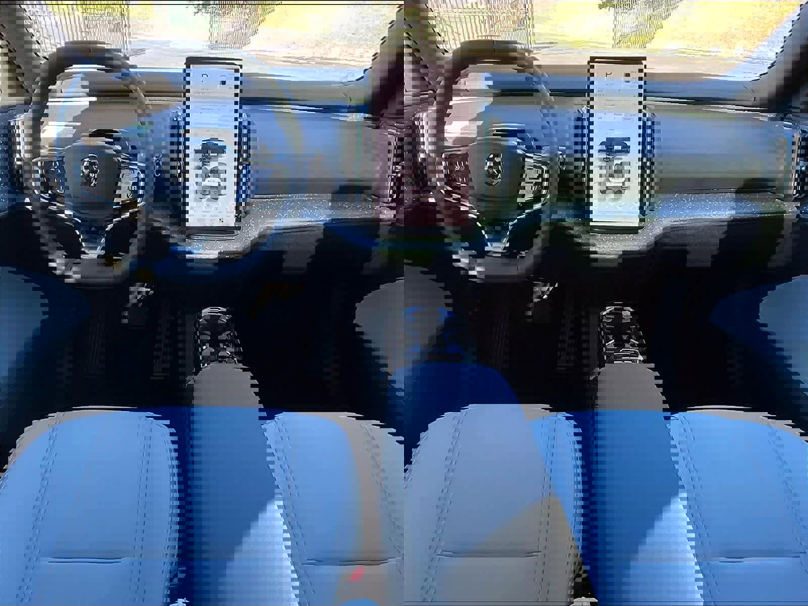 New 2025 Volvo EX30 Ultra w/ Protection Package Premier image 7