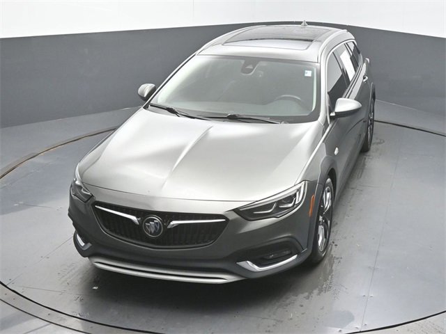 Used 2018 Buick Regal Essence w/ Driver Confidence Package #1 image 45