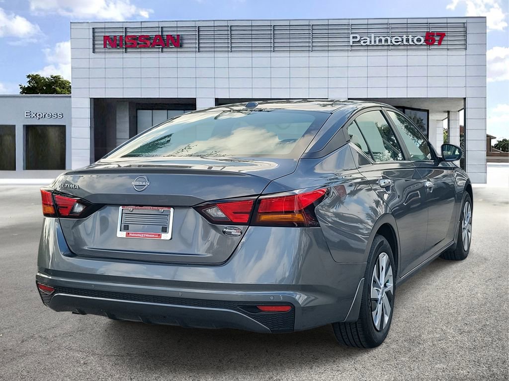 Certified 2025 Nissan Altima 2.5 S image 6