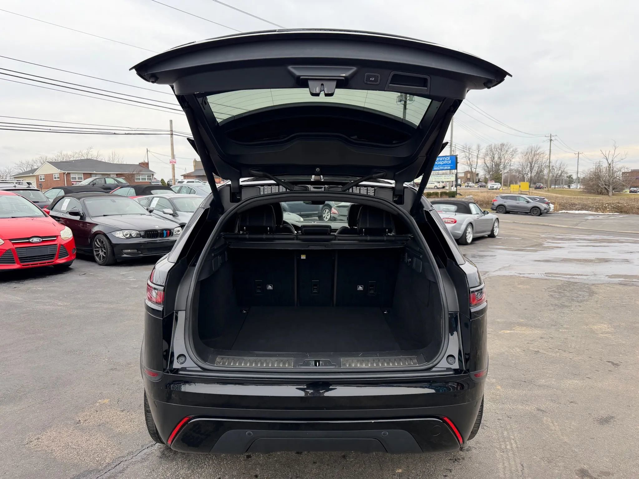 Used 2020 Land Rover Range Rover Velar S image 35