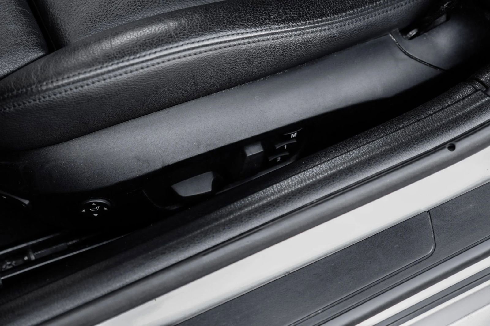 Used 2012 BMW Z4 sDrive28i image 41