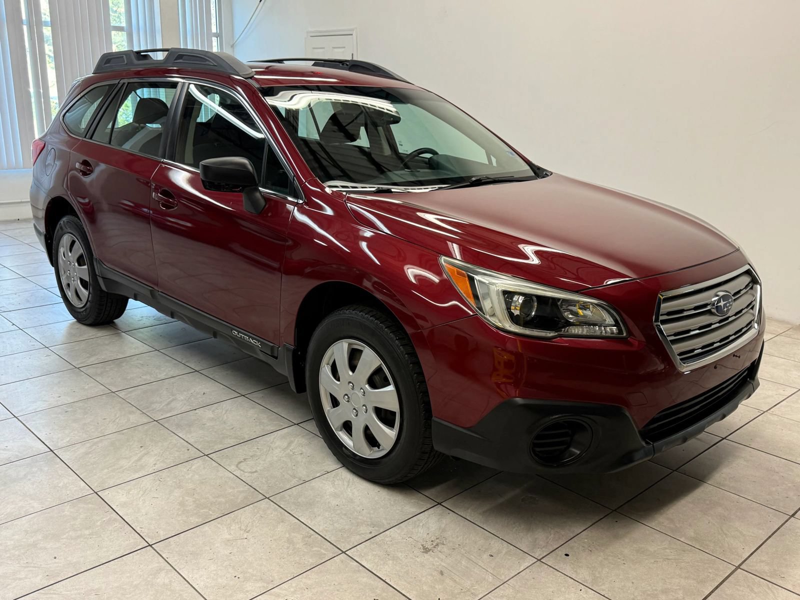 Used 2015 Subaru Outback 2.5i AWD/4WD image 1