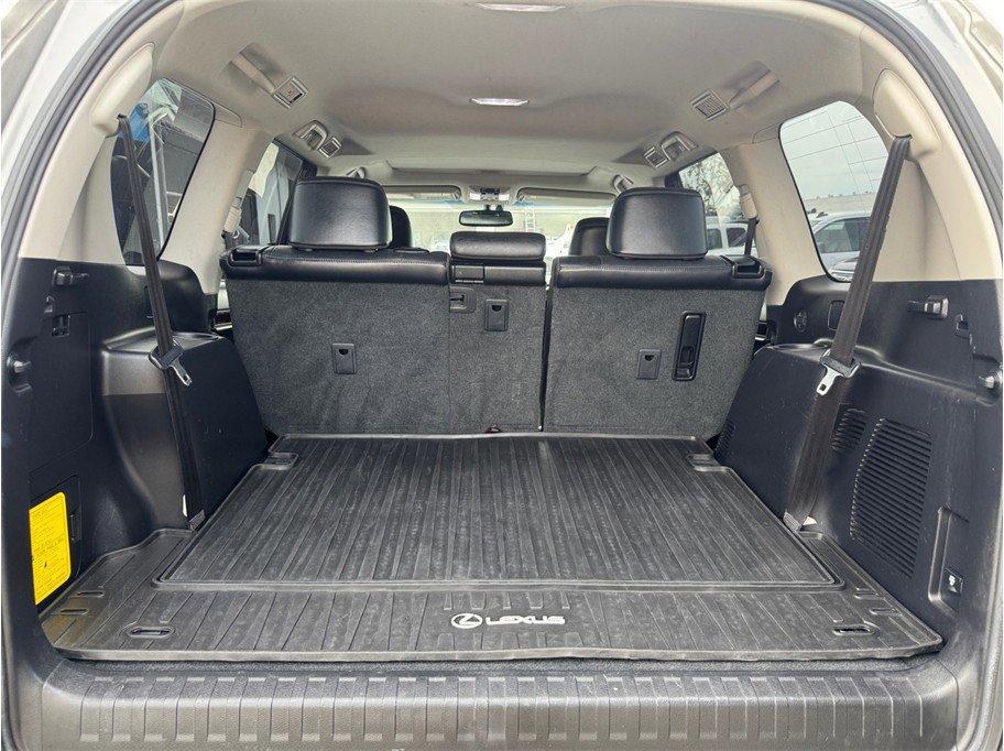 Used 2014 Lexus GX 460 w/ Premium Package image 28