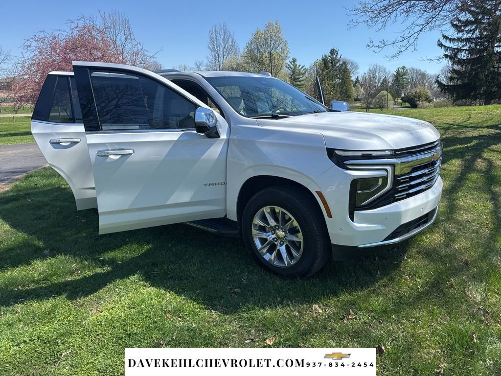 Used 2025 Chevrolet Tahoe Premier AWD/4WD image 34