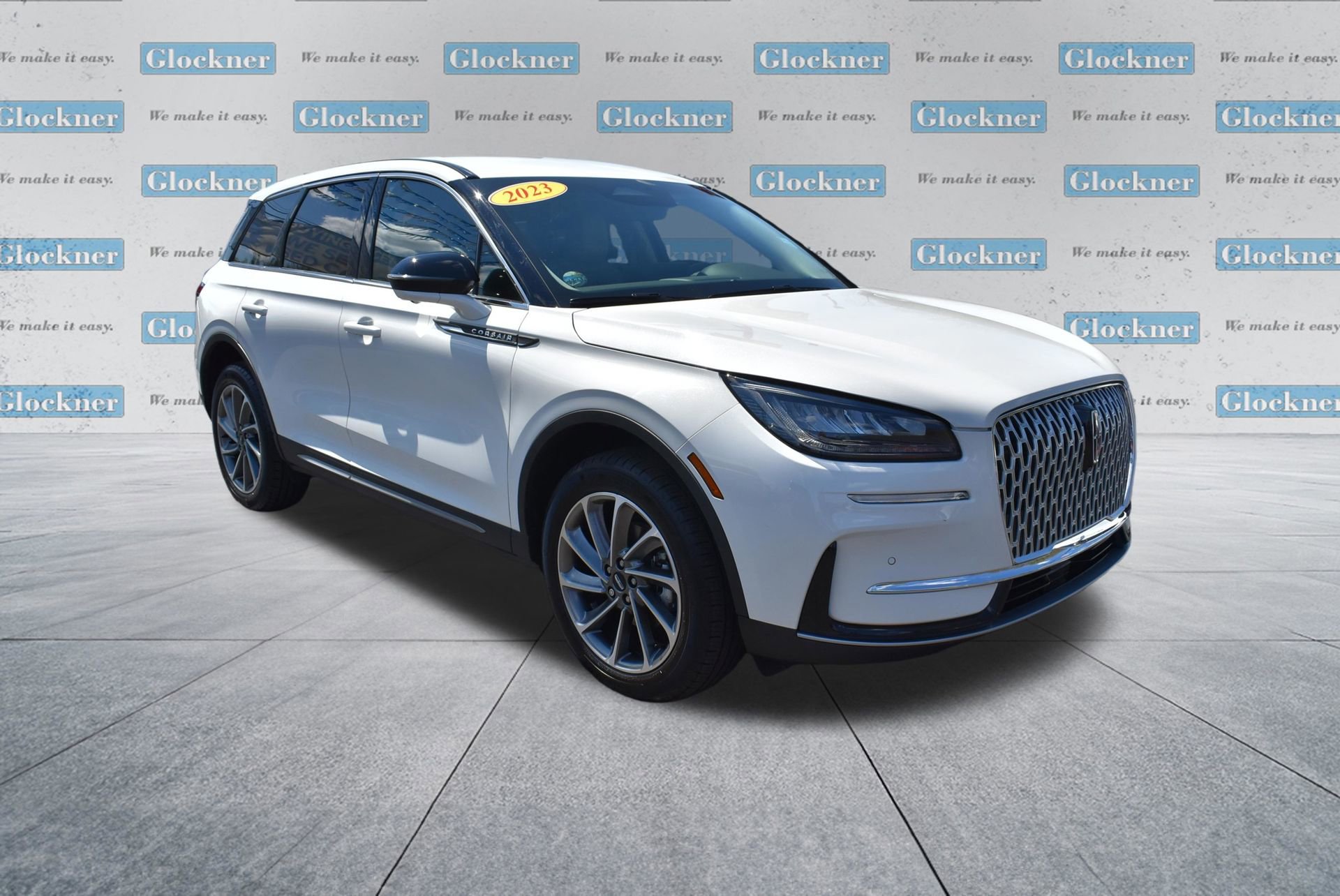 Used 2023 Lincoln Corsair AWD w/ Equipment Group 101A image 3